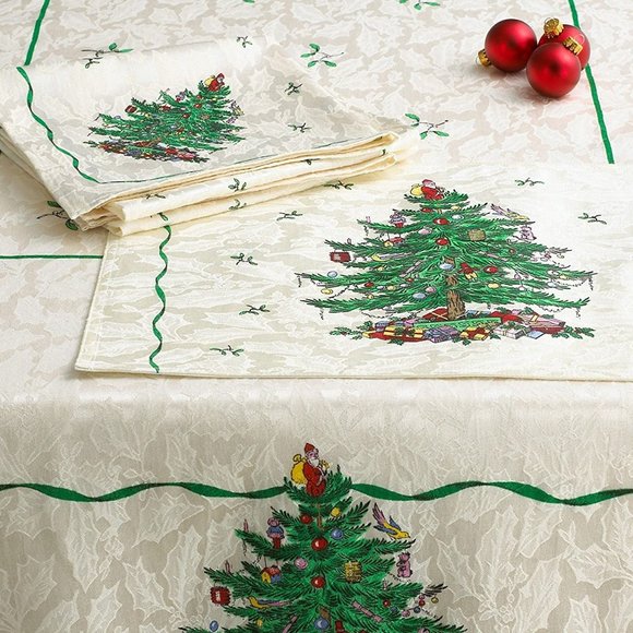 8 brand new Spode Christmas Tree Fabric Napkins w/ GREEN Trim - Picture 10 of 10
